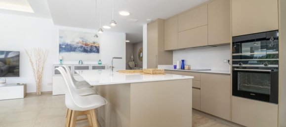 3 Schlafzimmer Wohnung in Estepona, Spain, Nr. 129116 11