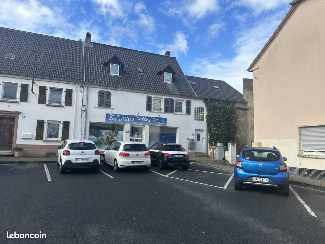 Apartamento de 6 dormitorios en Grosbliederstroff, France No. 80127