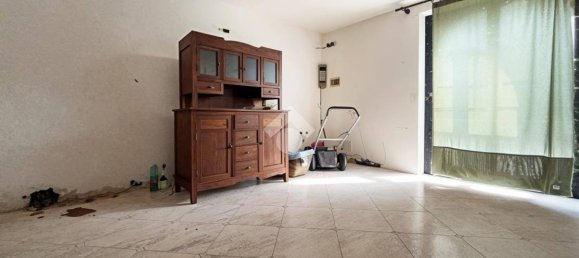 6 bedrooms Villa in Isola Rizza, Italy No. 322737 12