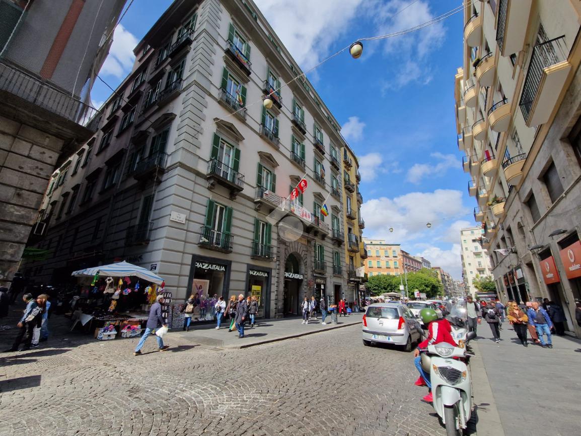 Studio in Naples, Italy No. 25788