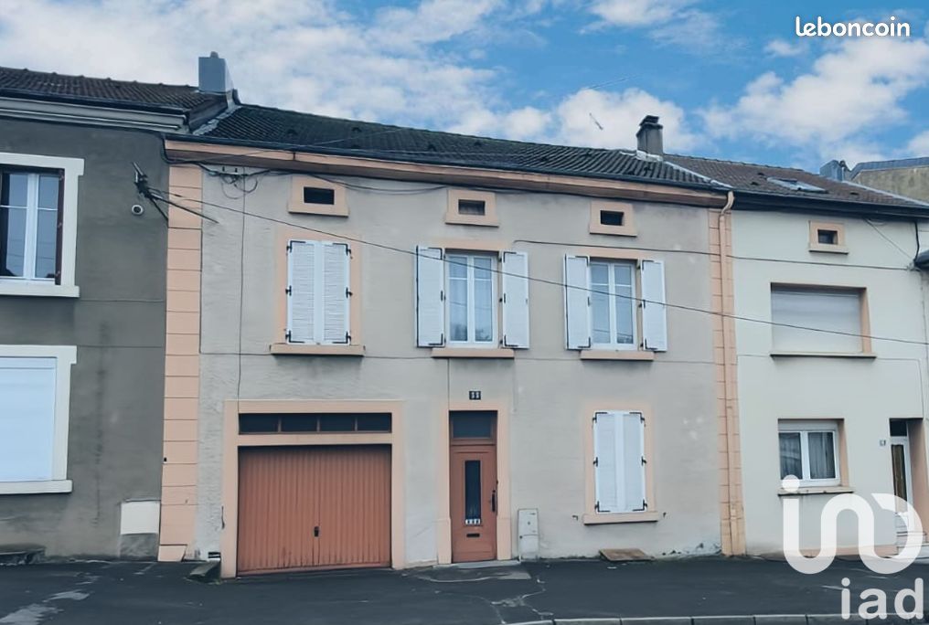 Casa de 7 divisões em Mont-Saint-Martin, France N.º 55615