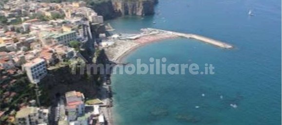2 bedrooms Apartment in Naples, Italy No. 262354 14