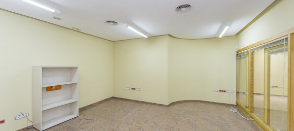 5861m² Commercial property in Torrevieja, Spain No. 13417 10