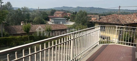 Apartamento de 2 dormitorios en Alba, Italy No. 302149 14