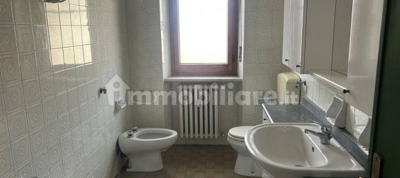 Apartamento de 2 dormitorios en Alba, Italy No. 302149 12