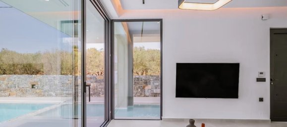 3 bedrooms Villa in Hersonissos, Greece No. 2704 14