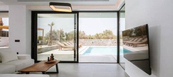 3 bedrooms Villa in Hersonissos, Greece No. 2704 8