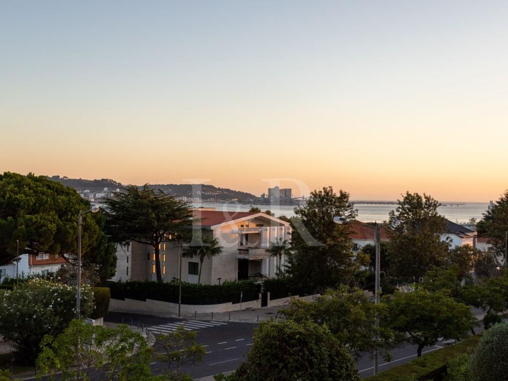 4 غرف نوم منزل في Lisbon, Portugal رقم 97489