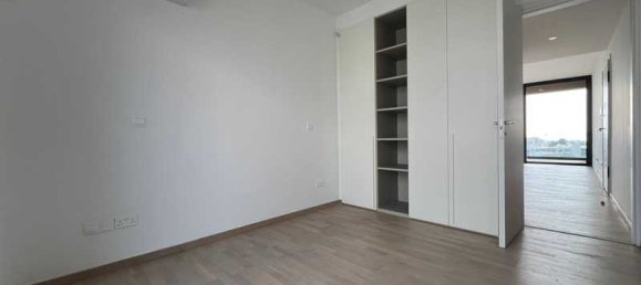 3 bedrooms Penthouse in Limassol, Cyprus No. 18111 10