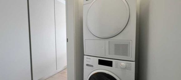 3 bedrooms Penthouse in Limassol, Cyprus No. 18111 8