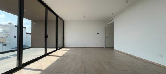 3 bedrooms Penthouse in Limassol, Cyprus No. 18111 13