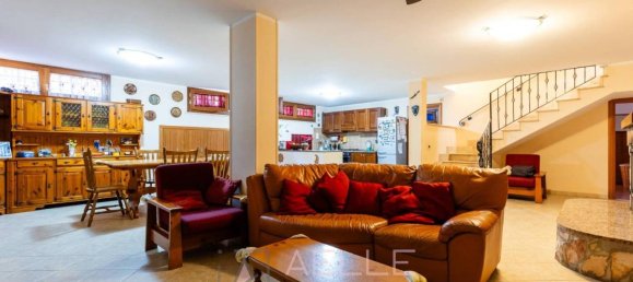 Вилла с 8 комнатами в Рим, Италия № 79002 23