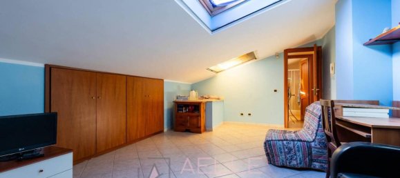 Вилла с 8 комнатами в Рим, Италия № 79002 44