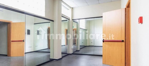 1284m² Commercial property in Ravenna, Italy No. 316164 9