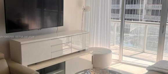 2 dormitorios propiedad comercial en alquiler en Miami, Miami-Dade, Florida, USA № 614452 3