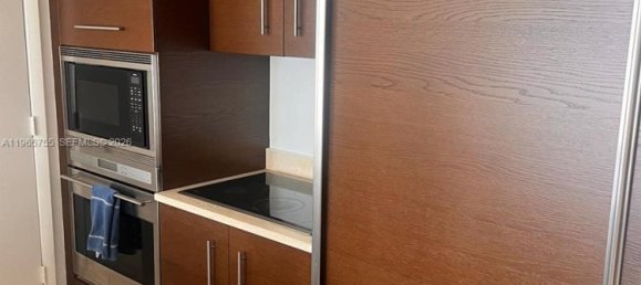 2 dormitorios propiedad comercial en alquiler en Miami, Miami-Dade, Florida, USA № 614452 7