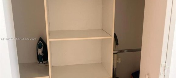 2 dormitorios propiedad comercial en alquiler en Miami, Miami-Dade, Florida, USA № 614452 16