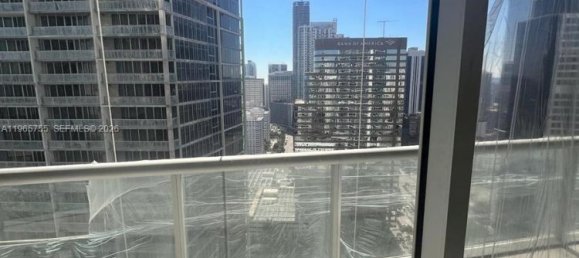 2 dormitorios propiedad comercial en alquiler en Miami, Miami-Dade, Florida, USA № 614452 17