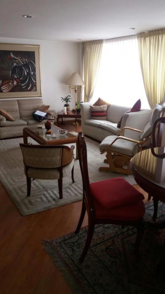 Casa de 2 dormitorios en Bogotá, Colombia No. 13971