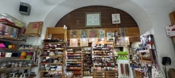 Gewerbliche Immobilie in Bastia, France 55m², Nr. 250834 2