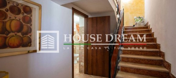 Villa de 4 dormitorios en Ciampino, Italy No. 334930 18