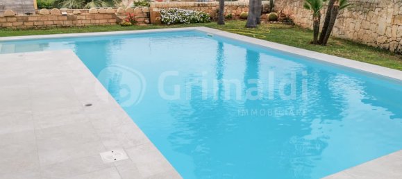 4 rooms Villa in Noto, Italy No. 351657 12