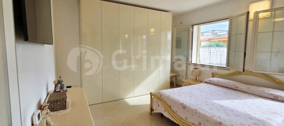 4 rooms Villa in Noto, Italy No. 351657 10