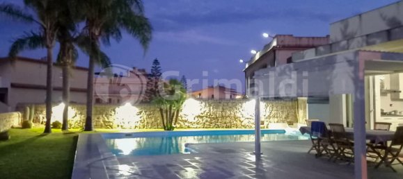 4 rooms Villa in Noto, Italy No. 351657 14