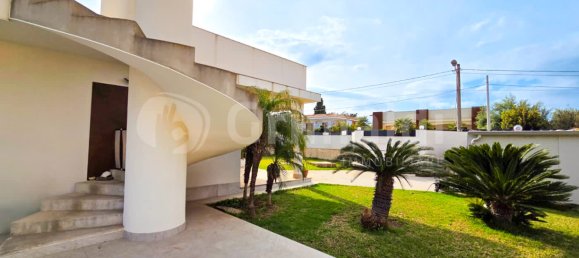 4 rooms Villa in Noto, Italy No. 351657 4