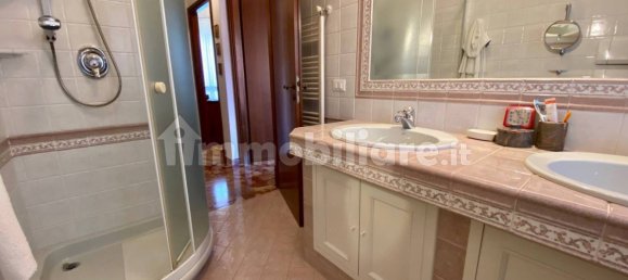 2 bedrooms Apartment in Florence, Italy No. 296591 21
