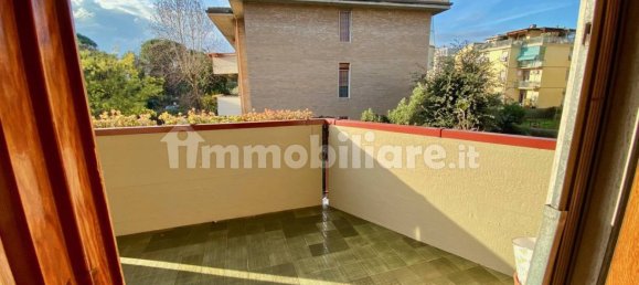 2 bedrooms Apartment in Florence, Italy No. 296591 2