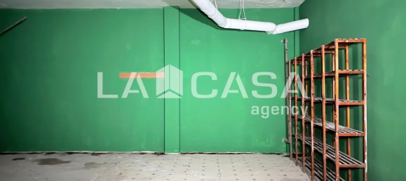 151m² Commercial property in Badalona, Spain No. 135983 7