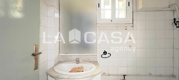 151m² Commercial property in Badalona, Spain No. 135983 11