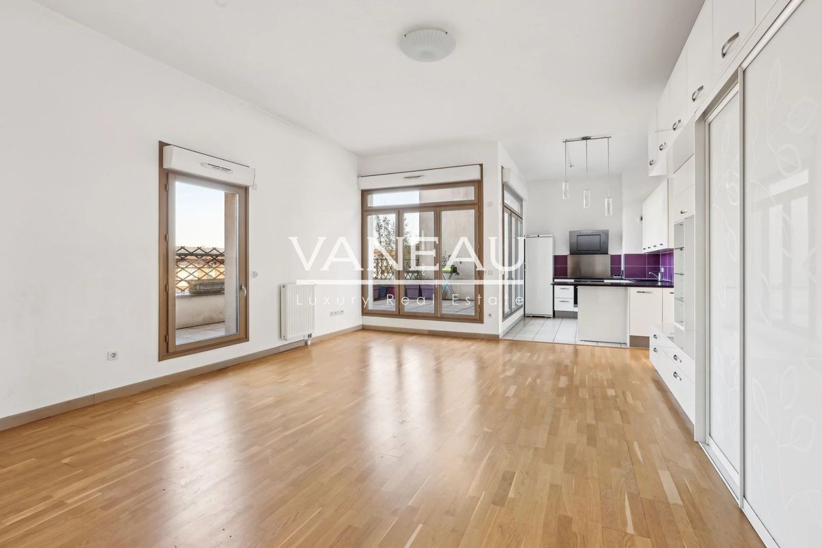 4 bedrooms Apartment in Eaubonne, France No. 167424