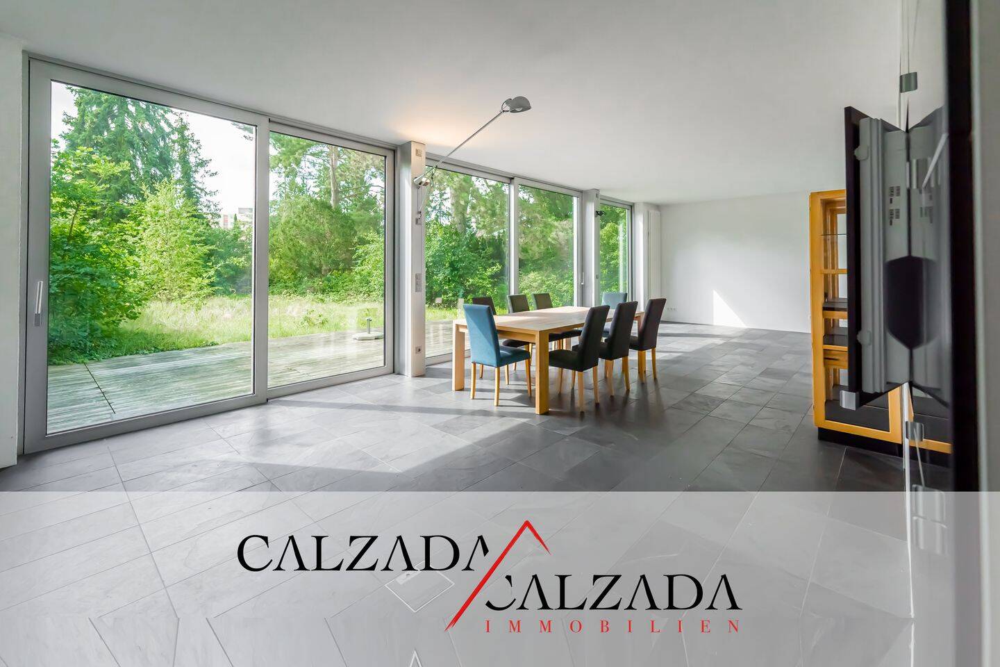 Дом с 2 комнатами в Штаакен, Германия № 332252