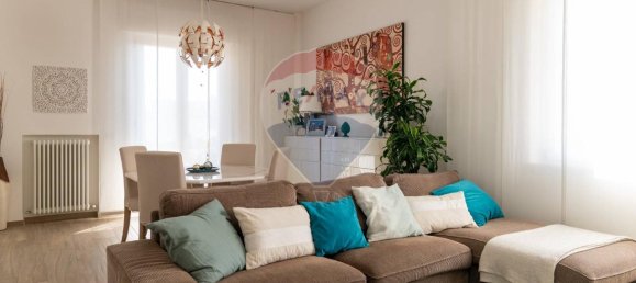 5 rooms Apartment in Jesi, Italy No. 13149 2