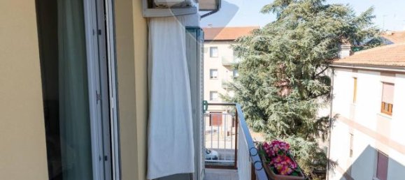 5 rooms Apartment in Jesi, Italy No. 13149 34