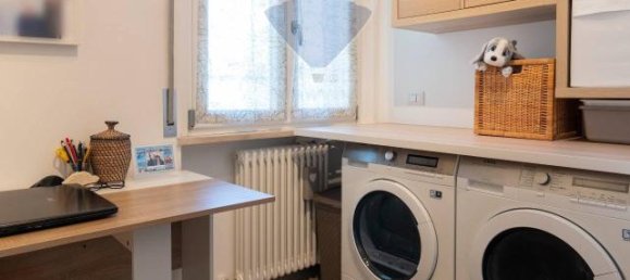 5 rooms Apartment in Jesi, Italy No. 13149 11