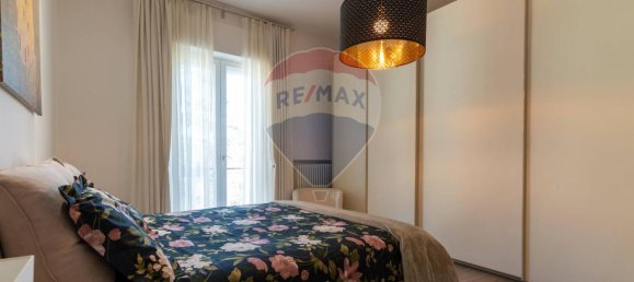 5 rooms Apartment in Jesi, Italy No. 13149 16