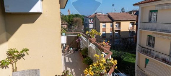 5 rooms Apartment in Jesi, Italy No. 13149 30