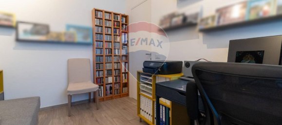 5 rooms Apartment in Jesi, Italy No. 13149 22