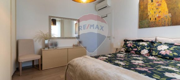 5 rooms Apartment in Jesi, Italy No. 13149 19