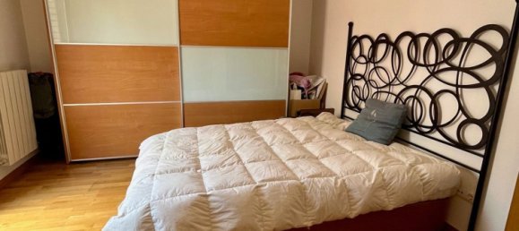 2 bedrooms Apartment in Zaragoza, Spain No. 163282 4