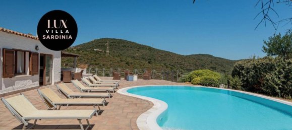 6 rooms Villa in Olbia, Italy No. 156671 10