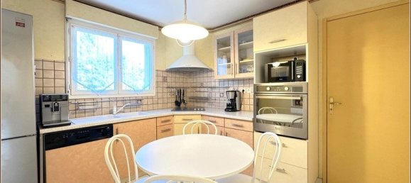 5 bedrooms House in Billancelles, France No. 226925 3