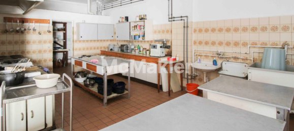 5 bedrooms Building in Wittenberg, Germany No. 326940 7