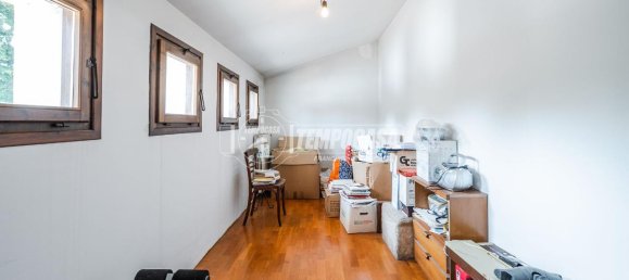 Дом с 5 комнатами в Кастельнуово Рангоне, Италия № 36350 21