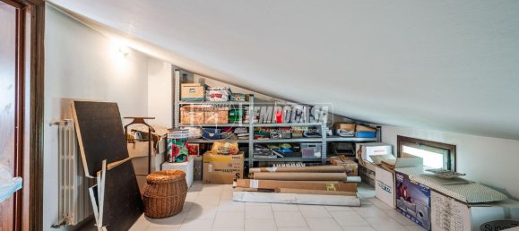 Дом с 5 комнатами в Кастельнуово Рангоне, Италия № 36350 18