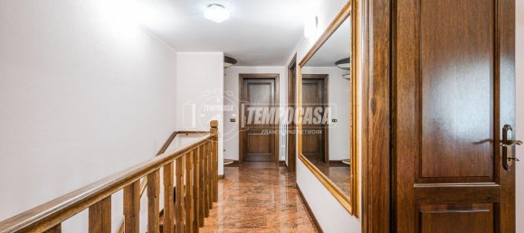 Дом с 5 комнатами в Кастельнуово Рангоне, Италия № 36350 27