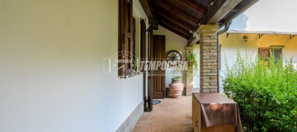 Дом с 5 комнатами в Кастельнуово Рангоне, Италия № 36350 3